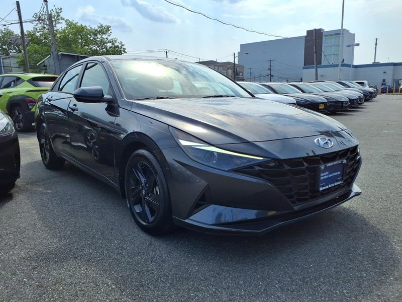 Certified 2023 Hyundai Elantra SEL image 1