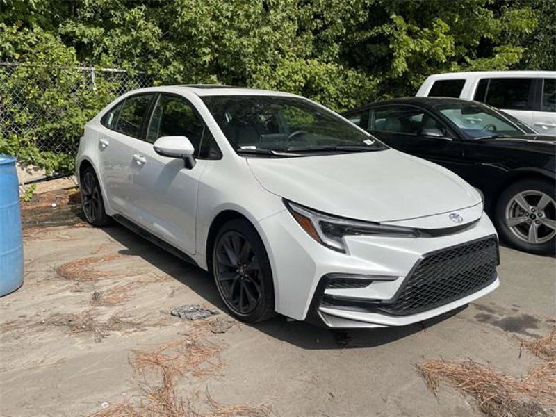 Certified 2024 Toyota Corolla XSE image 1