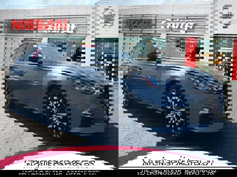 Certified 2022 Nissan Altima 2.0 SR image 1