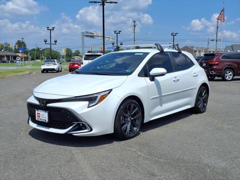 Certified 2023 Toyota Corolla XSE image 1