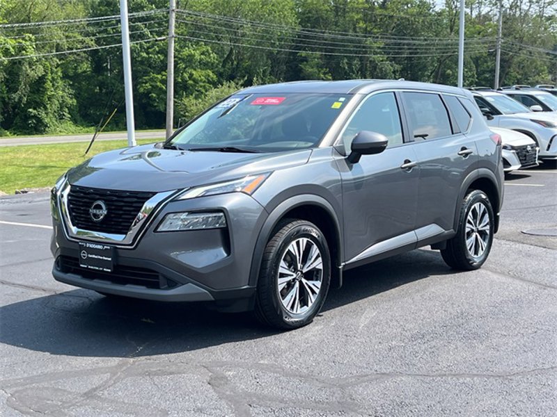 Certified 2022 Nissan Rogue SV image 1