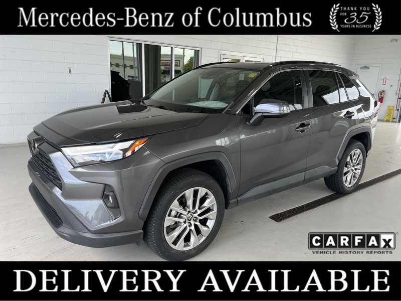 Used 2022 Toyota RAV4 XLE Premium image 1