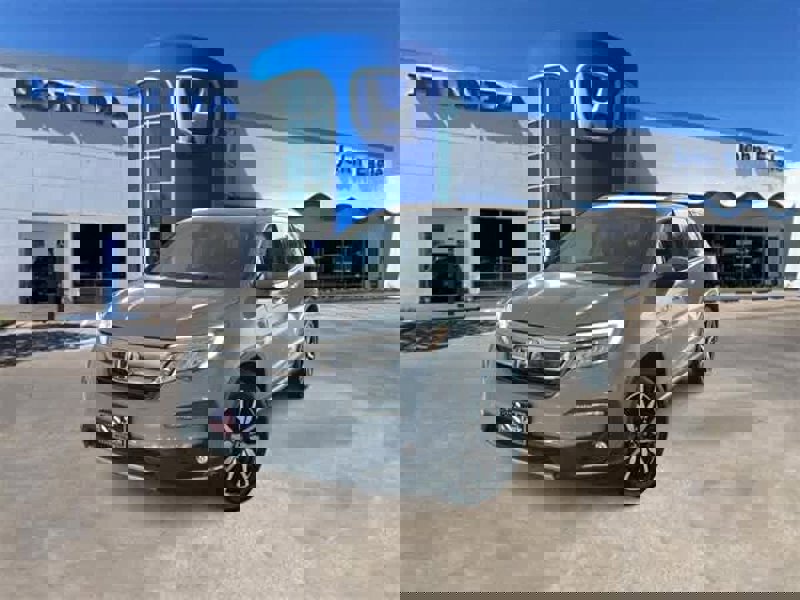 Certified 2022 Honda Pilot Touring image 1