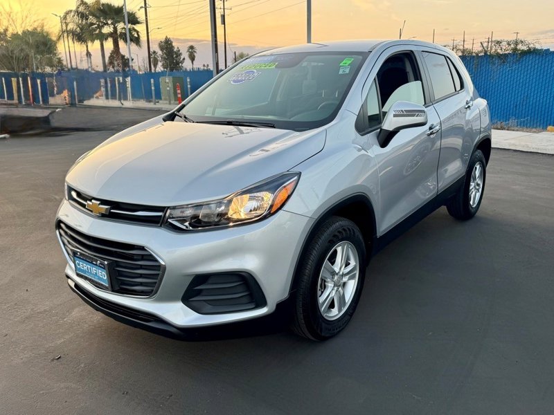 Certified 2022 Chevrolet Trax LS w/ Tint and Cruise Package image 1