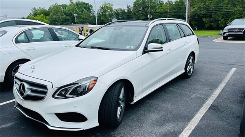 Used 2016 Mercedes-Benz E 350 4MATIC Wagon image 1