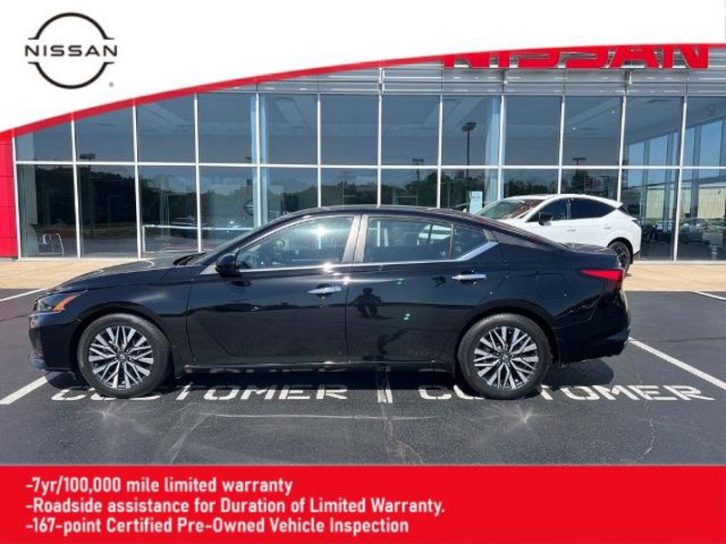 Certified 2023 Nissan Altima 2.5 SV image 1