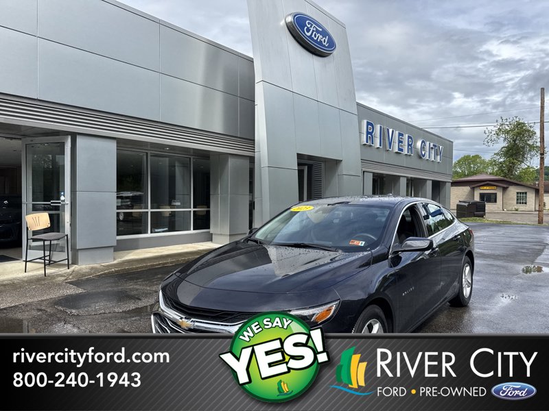 Used 2023 Chevrolet Malibu LT image 1
