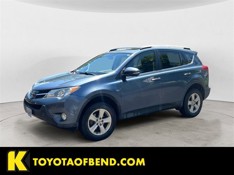 Used 2013 Toyota RAV4 XLE image 1