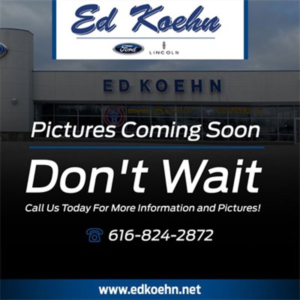 Used 2015 Ford F150 XLT image 1