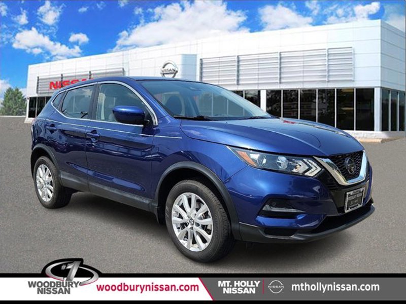 Certified 2020 Nissan Rogue Sport S image 1