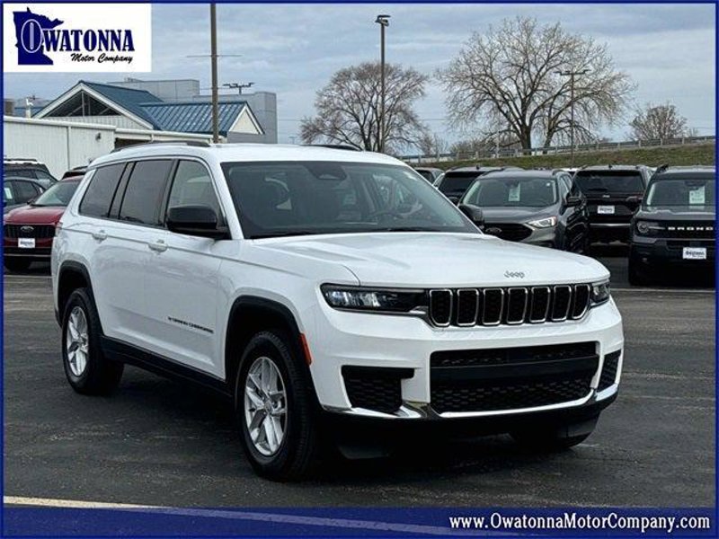 Certified 2023 Jeep Grand Cherokee L Laredo image 1