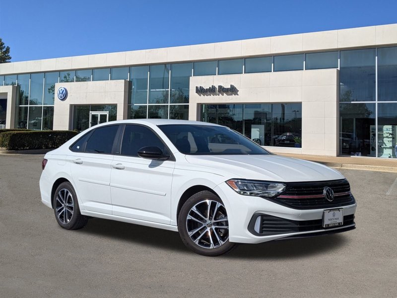Certified 2024 Volkswagen Jetta Sport image 1
