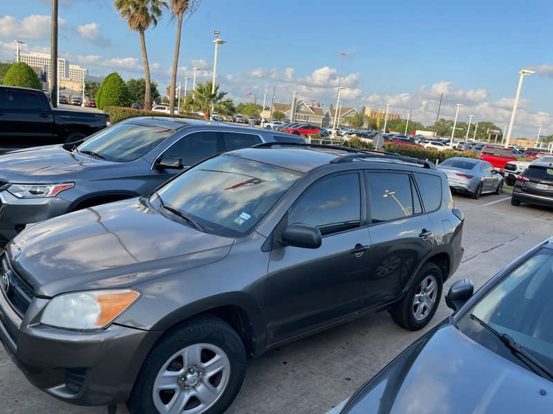 Used 2011 Toyota RAV4 2WD image 1