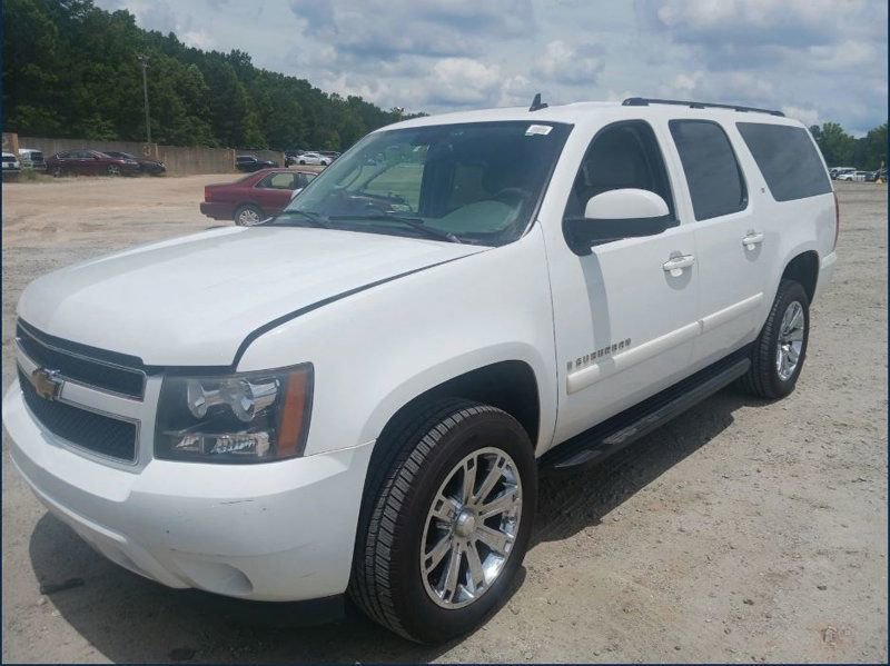 Used 2007 Chevrolet Suburban 2500 LT w/ LT Preferred Equipment Group image 1