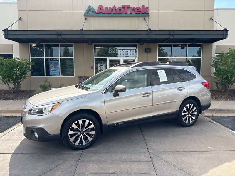 Used 2015 Subaru Outback 3.6R Limited image 1
