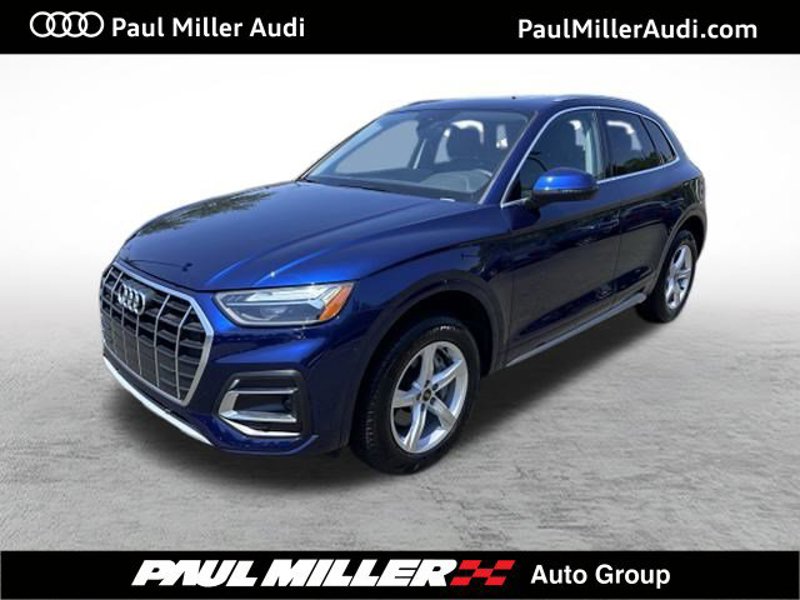Certified 2024 Audi Q5 2.0T Premium w/ Convenience Package image 1