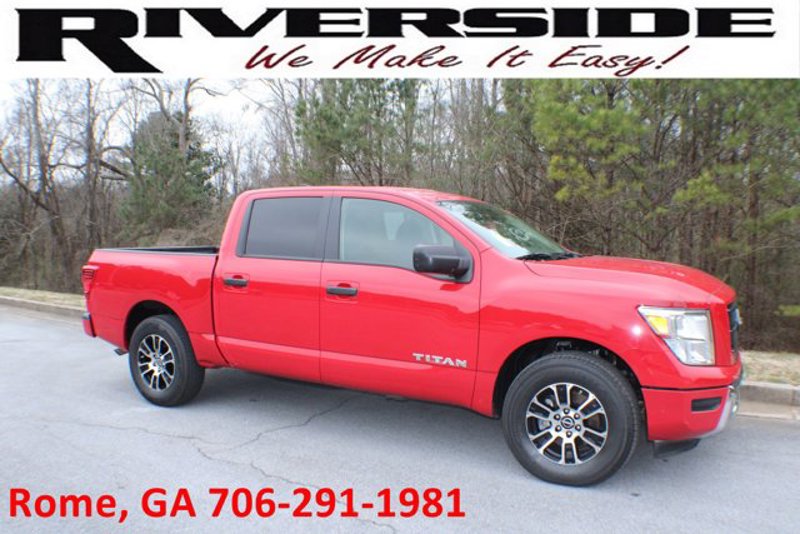 Certified 2023 Nissan Titan SV image 1