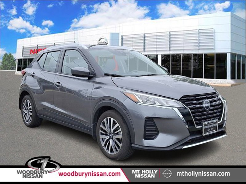Certified 2023 Nissan Kicks SV image 1