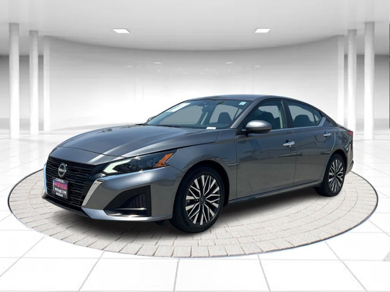 Certified 2023 Nissan Altima 2.5 SV image 1