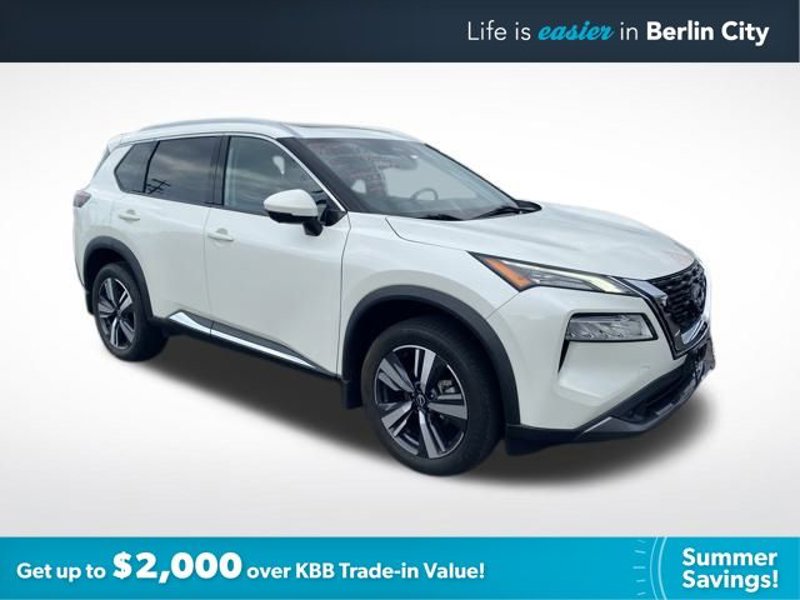 Certified 2022 Nissan Rogue SL image 1