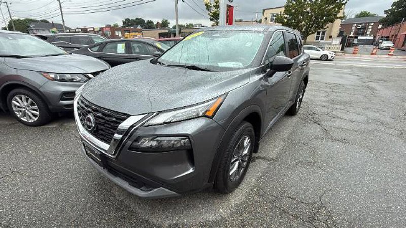 Certified 2022 Nissan Rogue S image 1