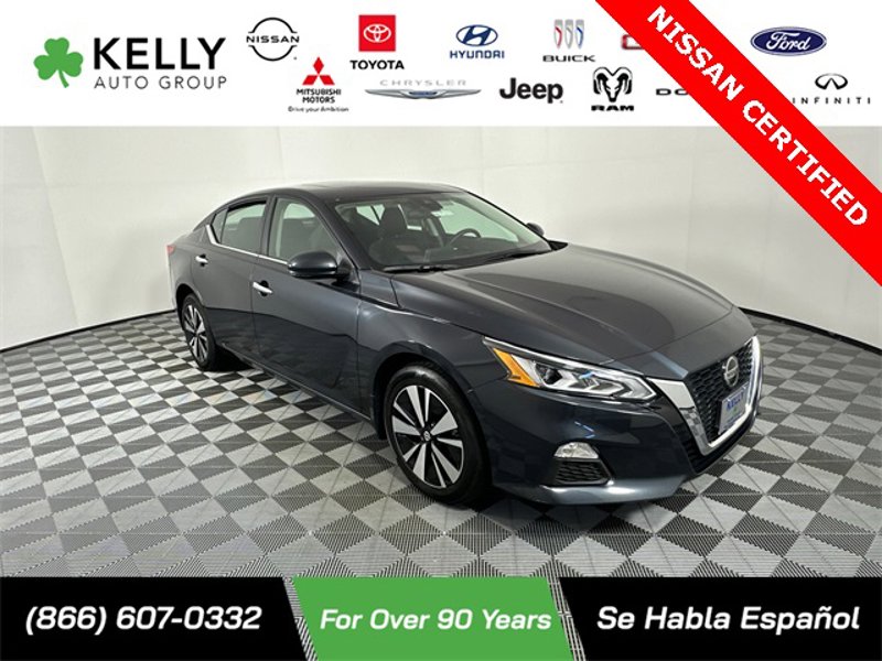 Certified 2022 Nissan Altima 2.5 SV w/ SV Premium Package image 1