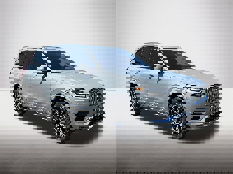 Certified 2024 Volvo XC90 B6 Plus w/ Protection Package image 1