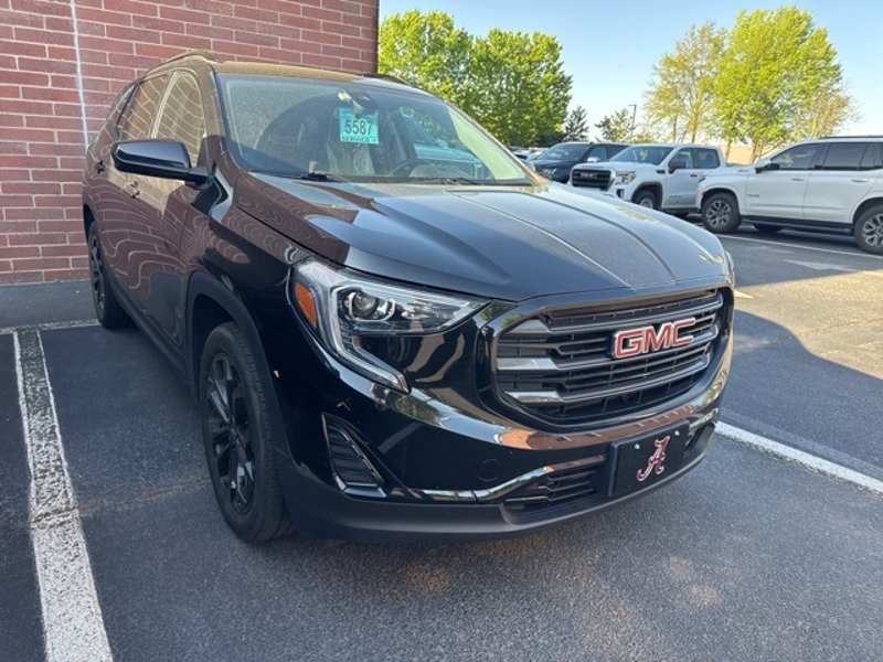 Used 2020 GMC Terrain SLE w/ Driver Convenience Package image 1