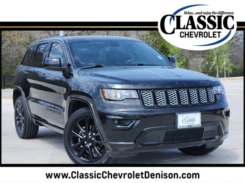 Used 2020 Jeep Grand Cherokee Altitude image 1