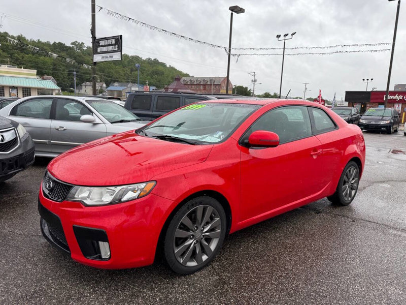 Used 2011 Kia Forte Koup SX image 1