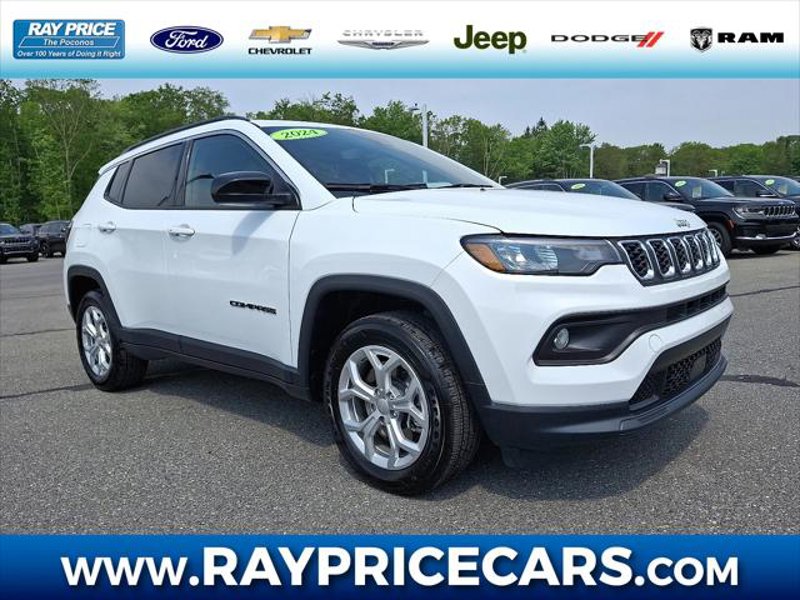 Certified 2024 Jeep Compass Latitude image 1