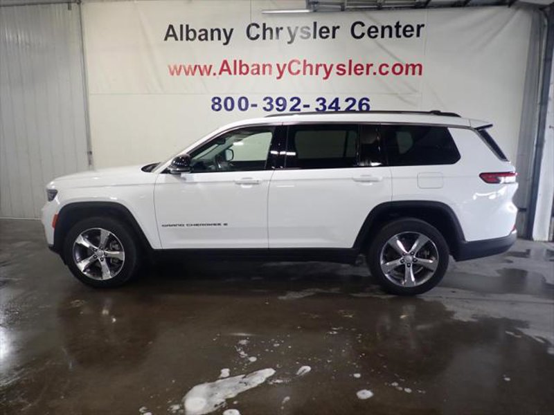 Certified 2021 Jeep Grand Cherokee L Limited image 1