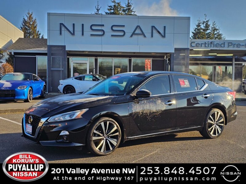 Certified 2021 Nissan Altima 2.5 Platinum image 1