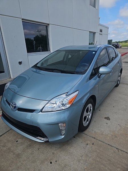 Used 2012 Toyota Prius Three image 1