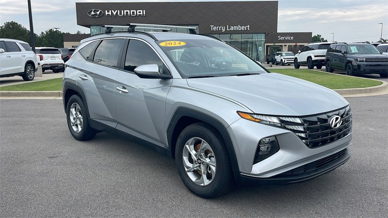 Certified 2024 Hyundai Tucson SEL image 1