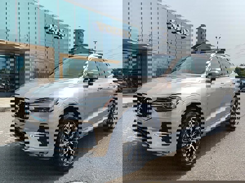 Certified 2023 Volvo XC60 B5 Core w/ Climate Package image 1