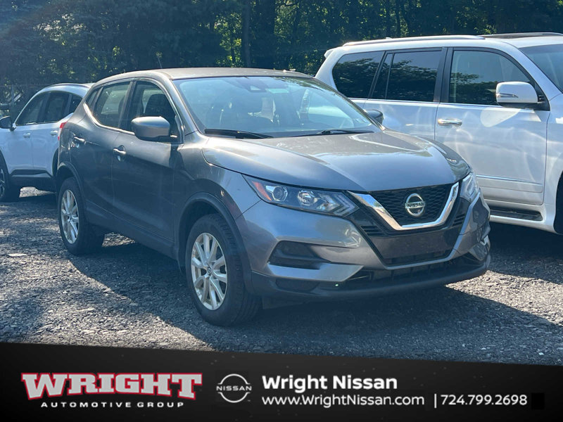 Used 2020 Nissan Rogue Sport S image 1