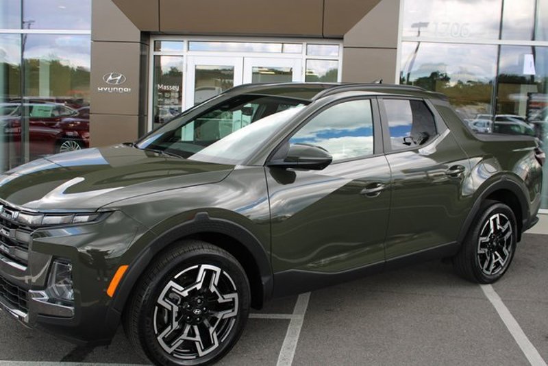 Certified 2025 Hyundai Santa Cruz Limited image 1