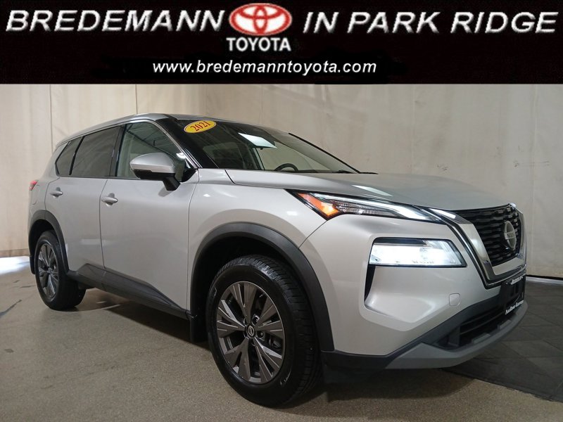 Used 2021 Nissan Rogue SV image 1