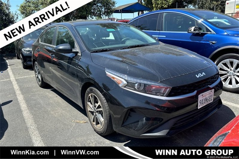 Certified 2022 Kia Forte LXS image 1
