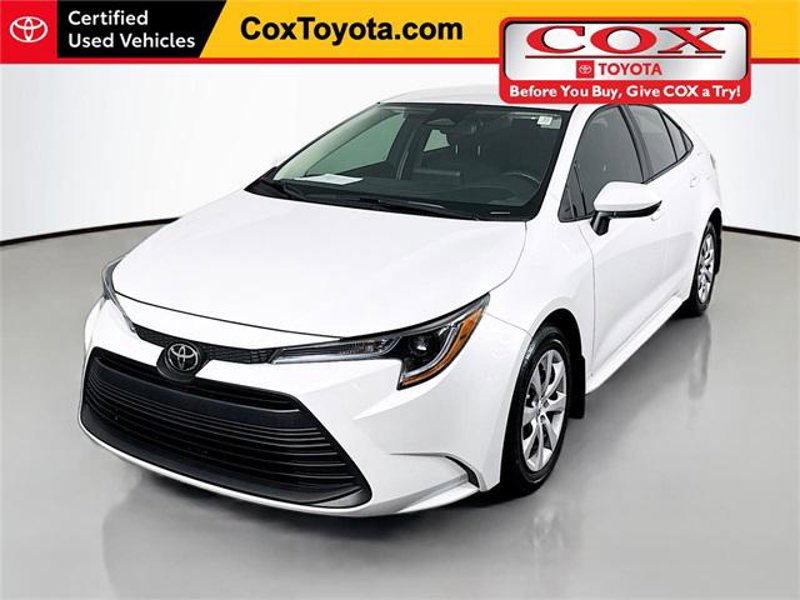Certified 2025 Toyota Corolla LE image 1