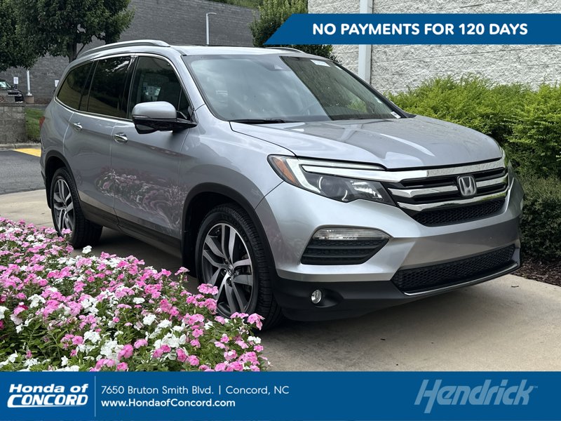 Certified 2018 Honda Pilot Touring image 1