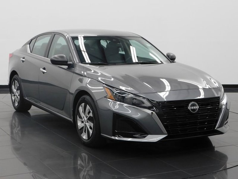 Certified 2024 Nissan Altima 2.5 S image 1