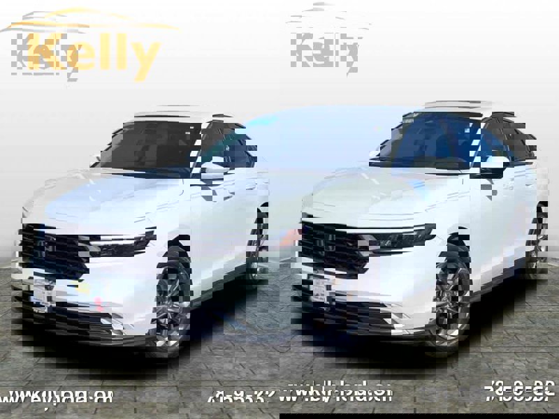 Certified 2024 Honda Accord EX image 1