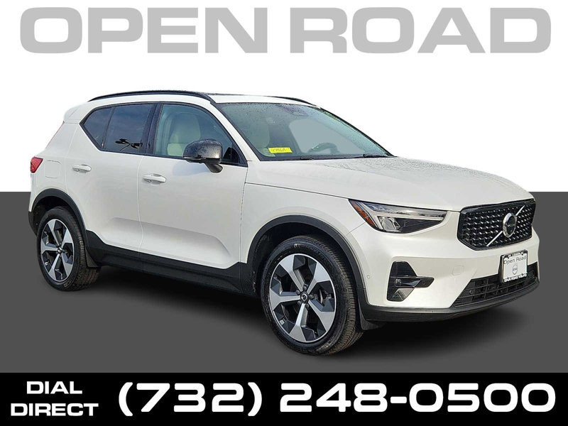 Certified 2023 Volvo XC40 B5 Plus w/ Driver Assist Package image 1
