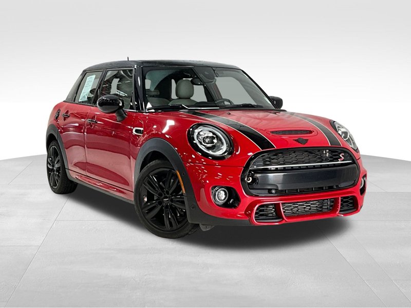 Used 2021 MINI Cooper S image 1