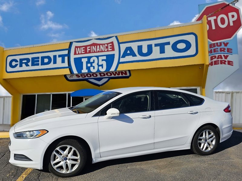 Used 2013 Ford Fusion SE image 1