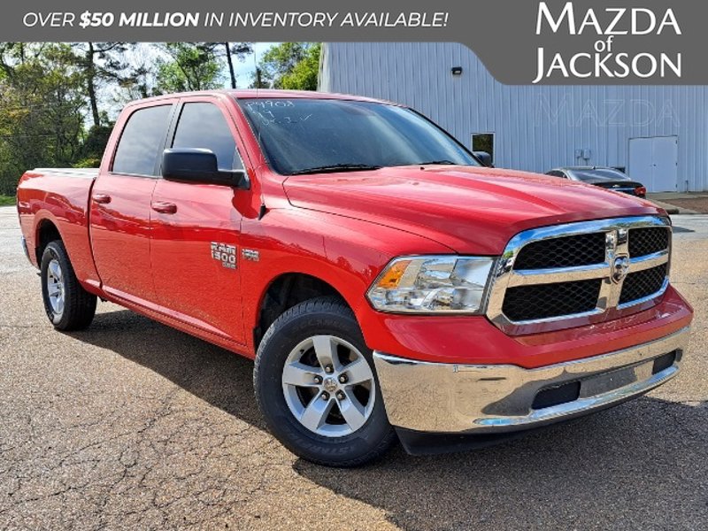 Used 2019 RAM 1500 Classic SLT image 1