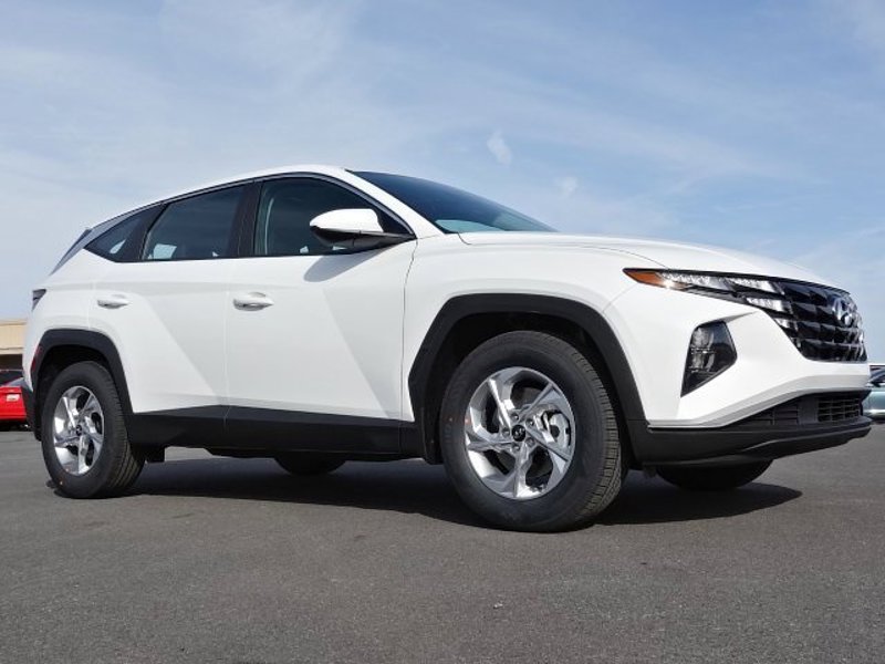 Certified 2024 Hyundai Tucson SE image 1