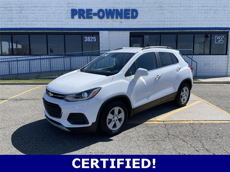 Certified 2020 Chevrolet Trax LT w/ Driver Confidence Package image 1